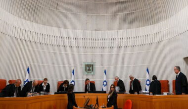 Israeli Court Pressure Pushes Israeli Arab Leader to Quit Election Race