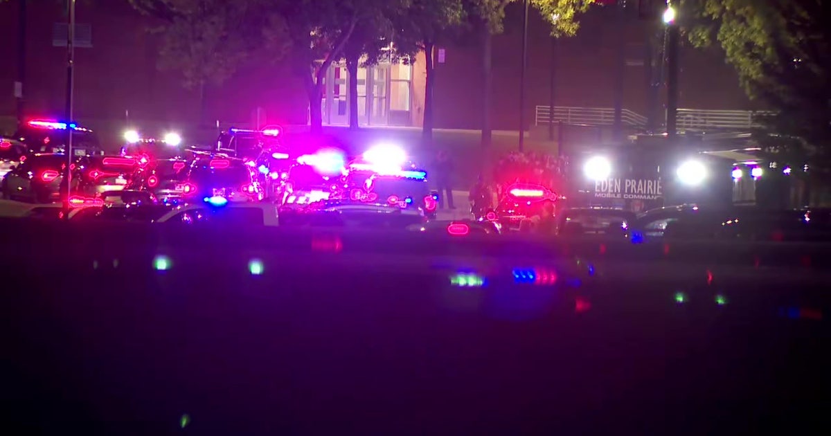 Eden Prairie HS cancels Homecoming dance after shooting at football game