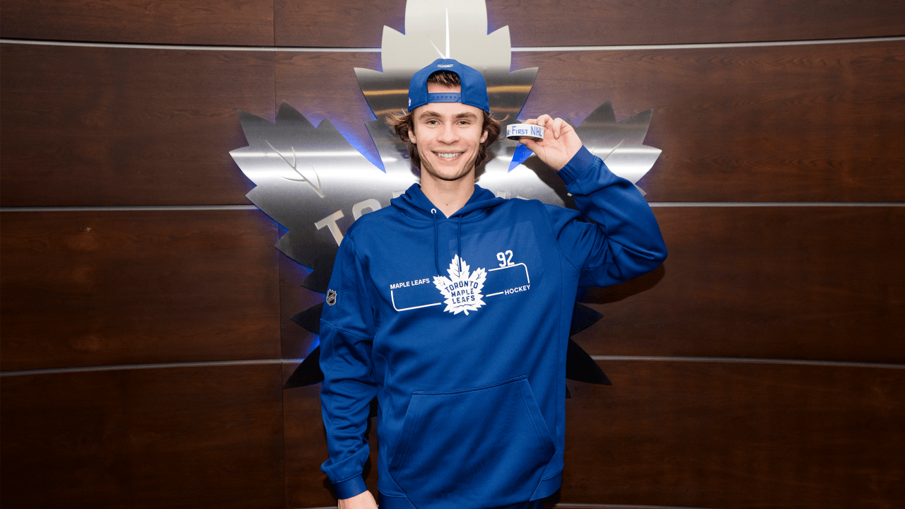 McKenna, family enjoy ‘special moment’ with No. 1 pick’s first NHL goal for Maple Leafs