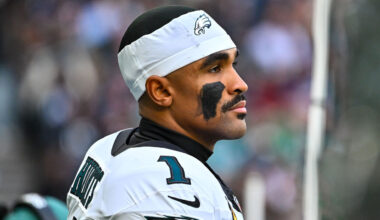 Eagles' Hurts going on IR after reported consultations