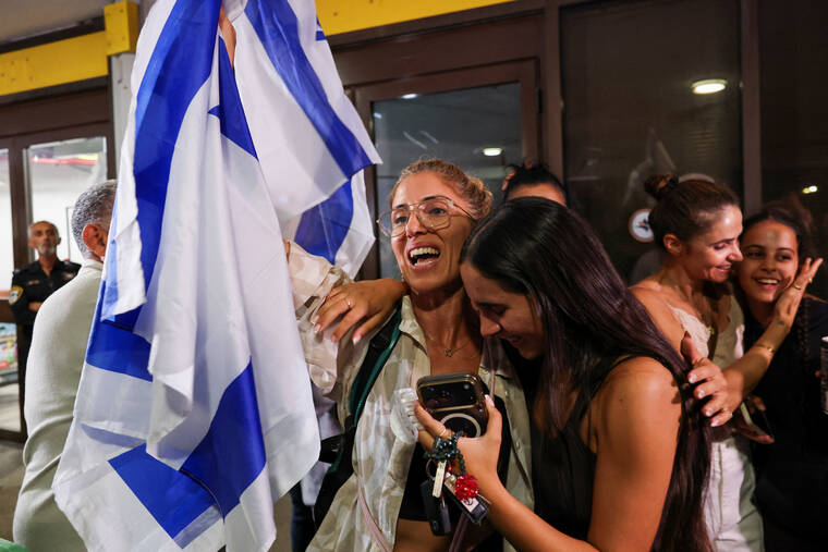 Passengers overcame pilot who tried to crash flight to Israel
