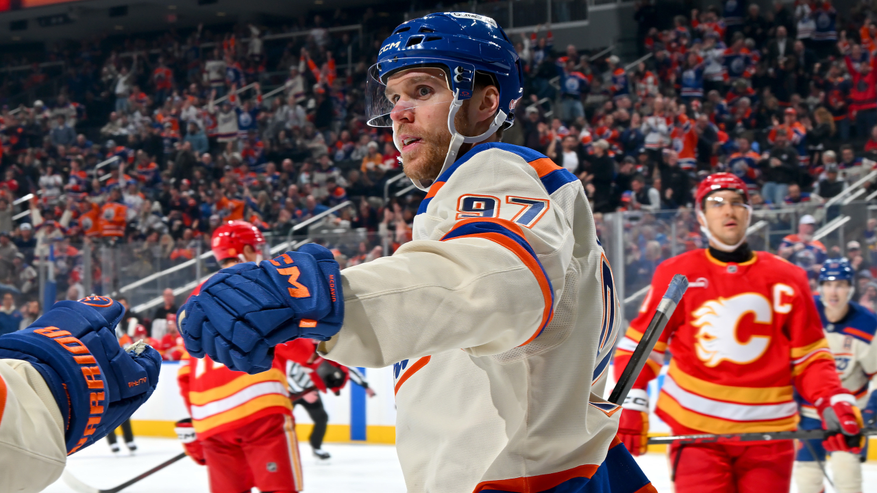 McDavid sets NHL season-opening assist streak mark, Oilers shut out Flames